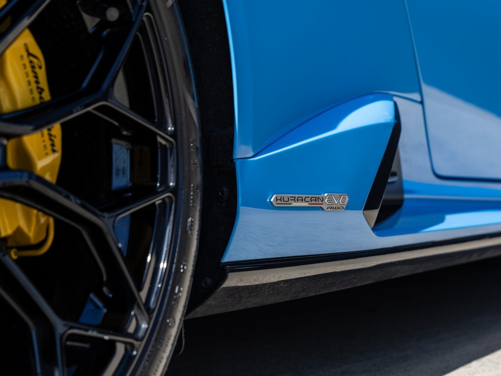 2023 Lamborghini Huracan EVO Base