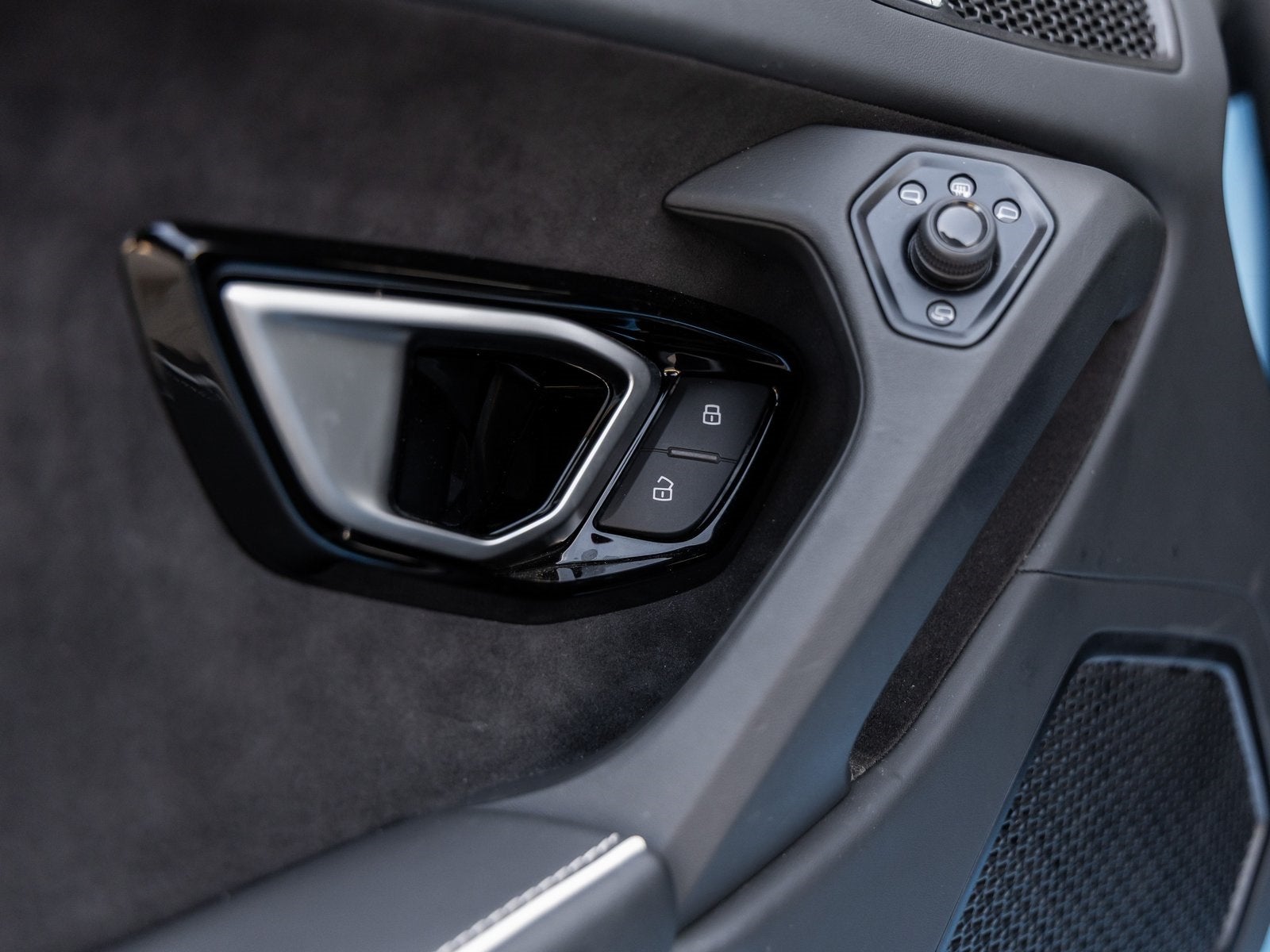 2023 Lamborghini Huracan EVO Base