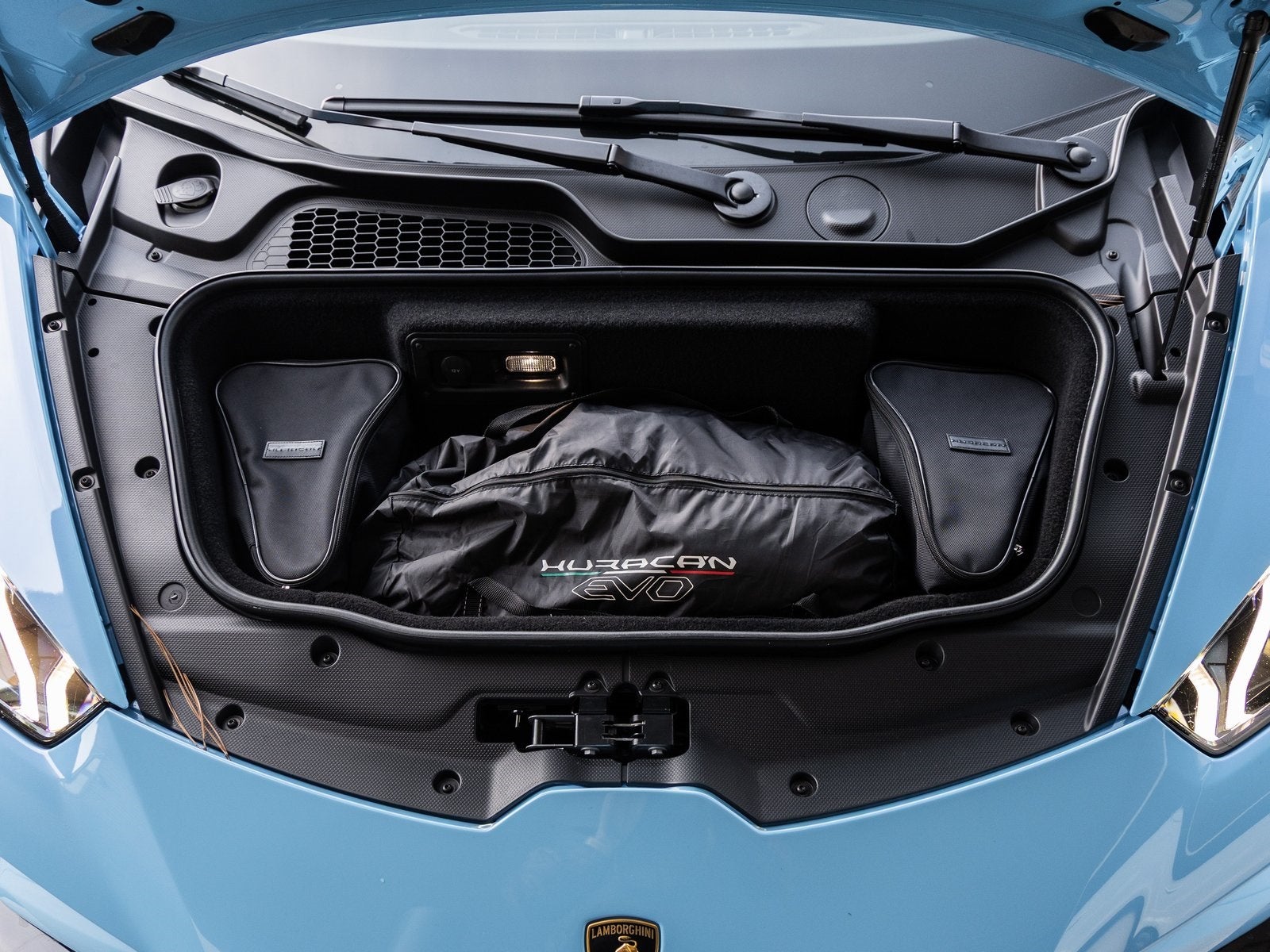 2023 Lamborghini Huracan EVO Base