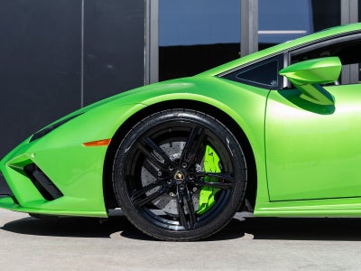 2022 Lamborghini Huracan EVO Base