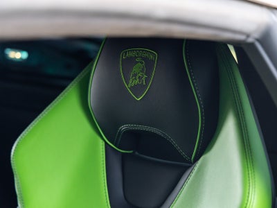 2022 Lamborghini Huracan EVO Base