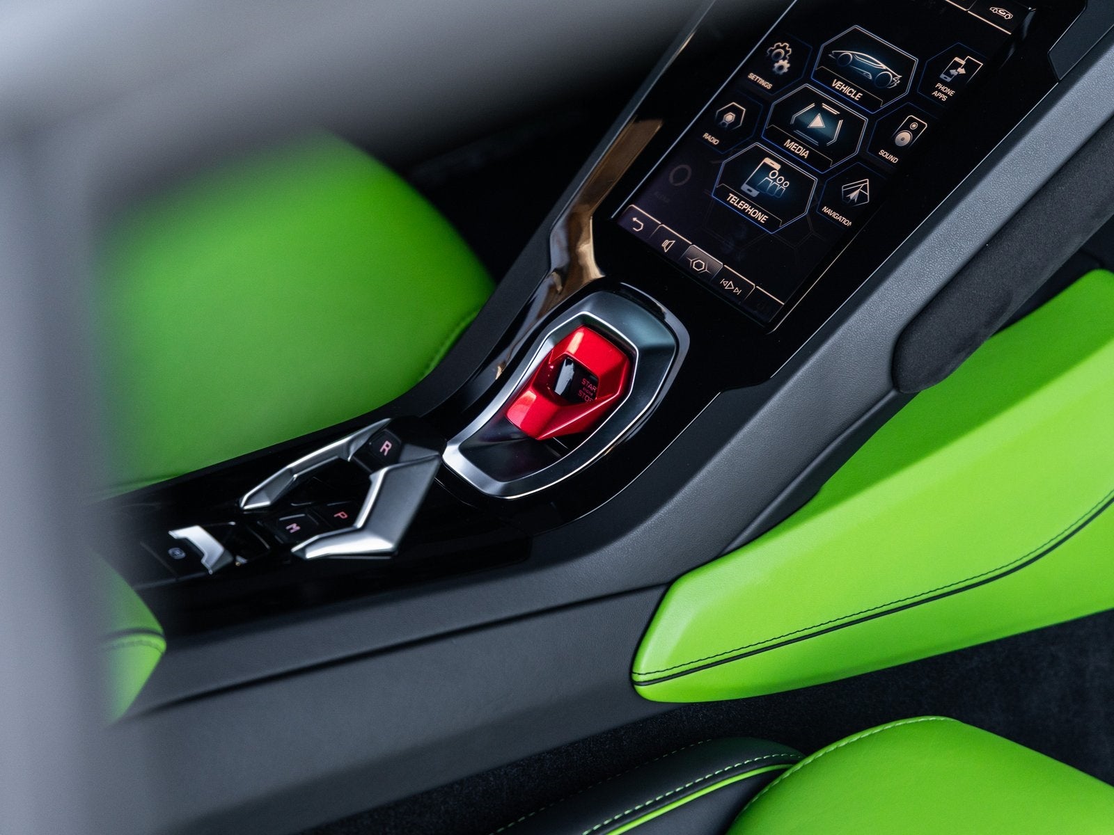 2022 Lamborghini Huracan EVO Base