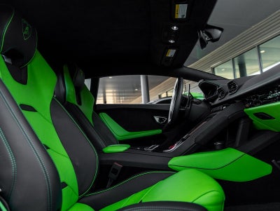 2023 Lamborghini Huracan EVO Base