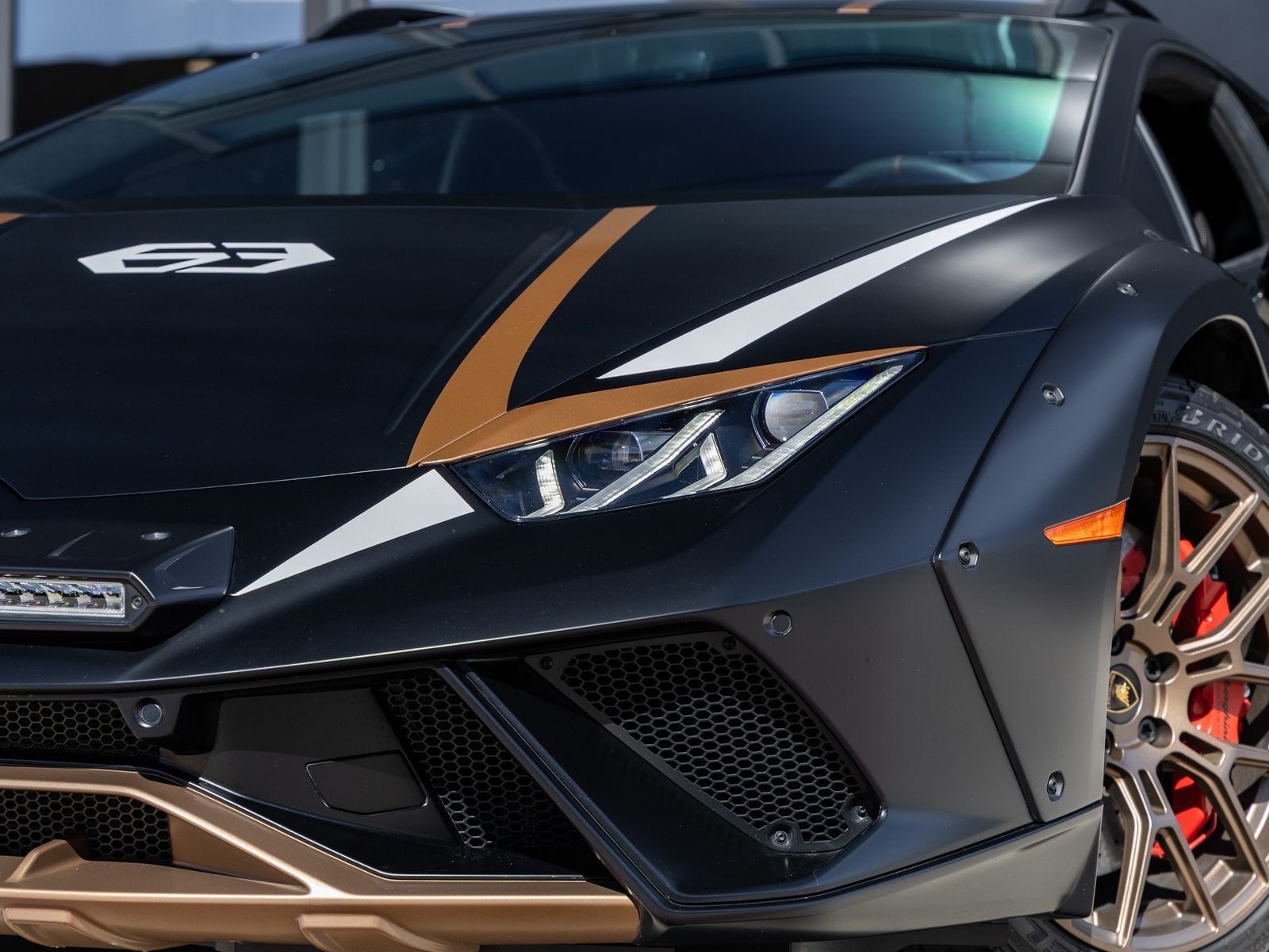 2024 Lamborghini Huracan Sterrato Base