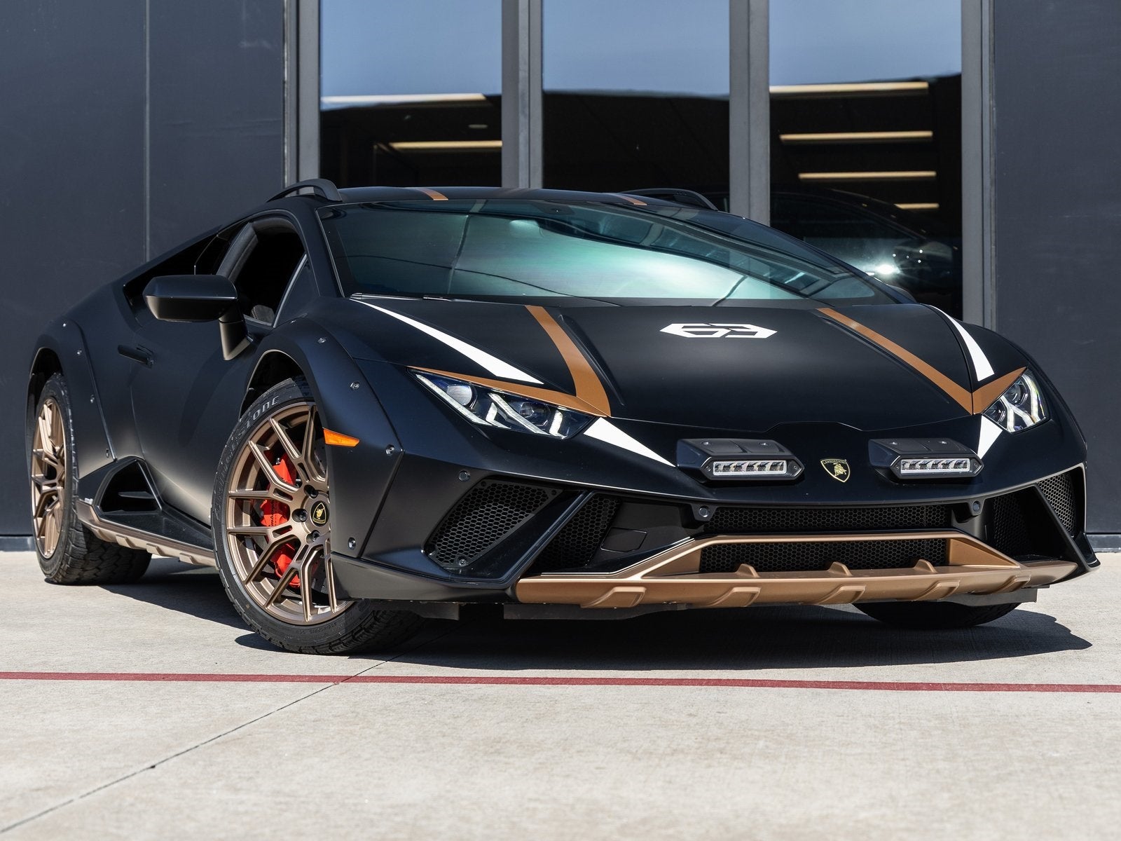 2024 Lamborghini Huracan Sterrato Base
