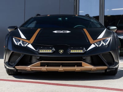 2024 Lamborghini Huracan Sterrato Base
