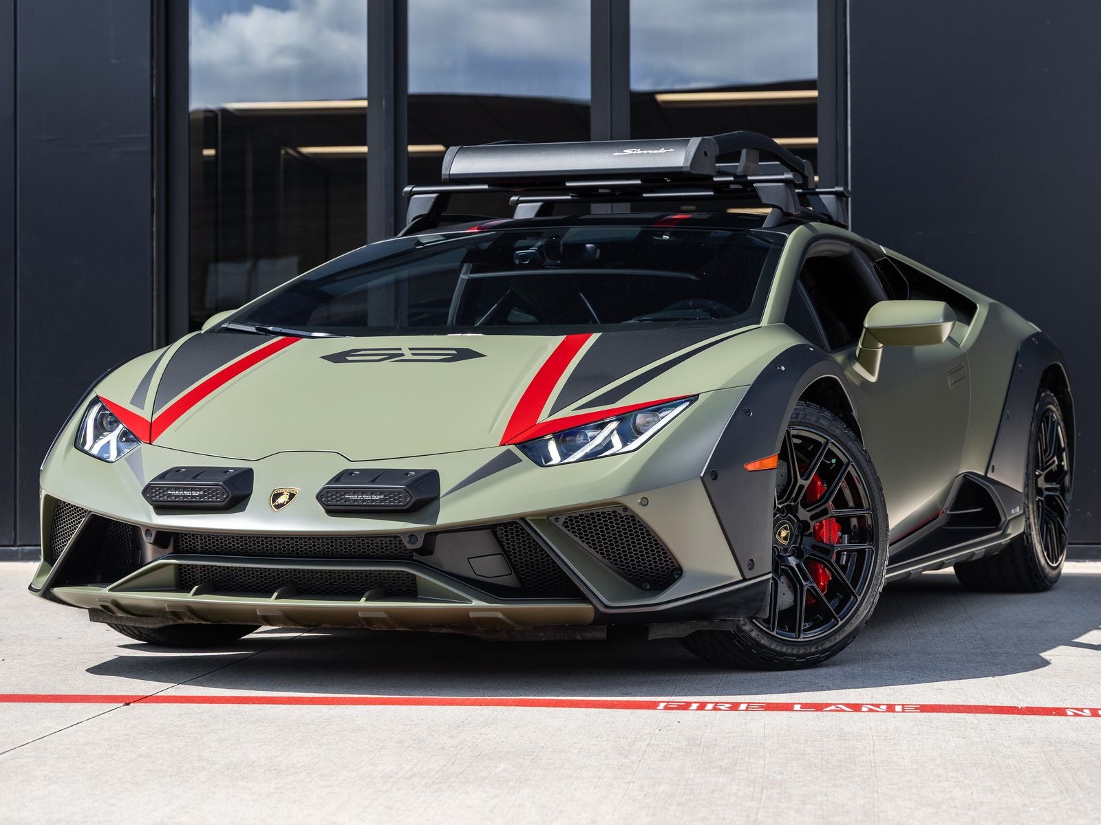 2024 Lamborghini Huracan Sterrato's photo