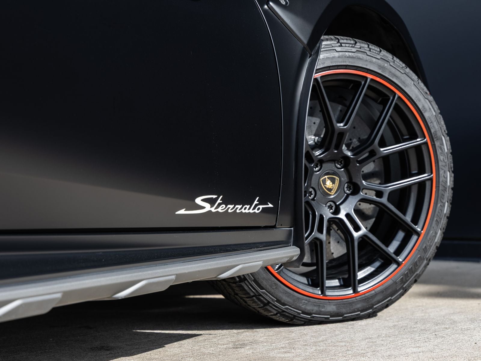 2023 Lamborghini Huracan Sterrato Base