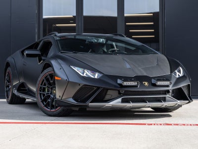 2023 Lamborghini Huracan Sterrato Base