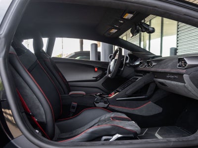 2023 Lamborghini Huracan Sterrato Base
