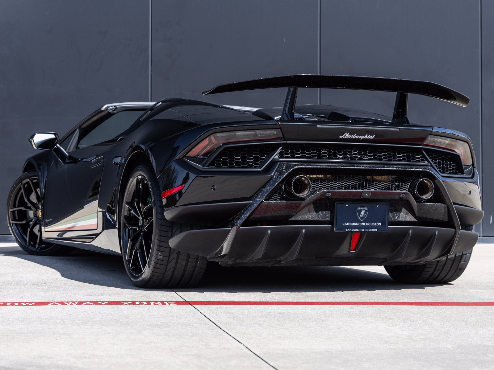 2019 Lamborghini Huracan Performante