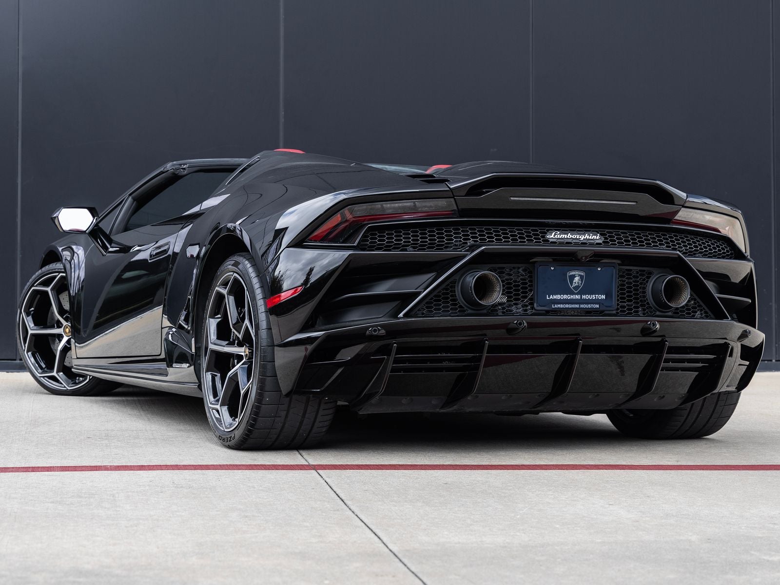 2020 Lamborghini Huracan EVO Base