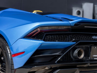2020 Lamborghini Huracan EVO Base