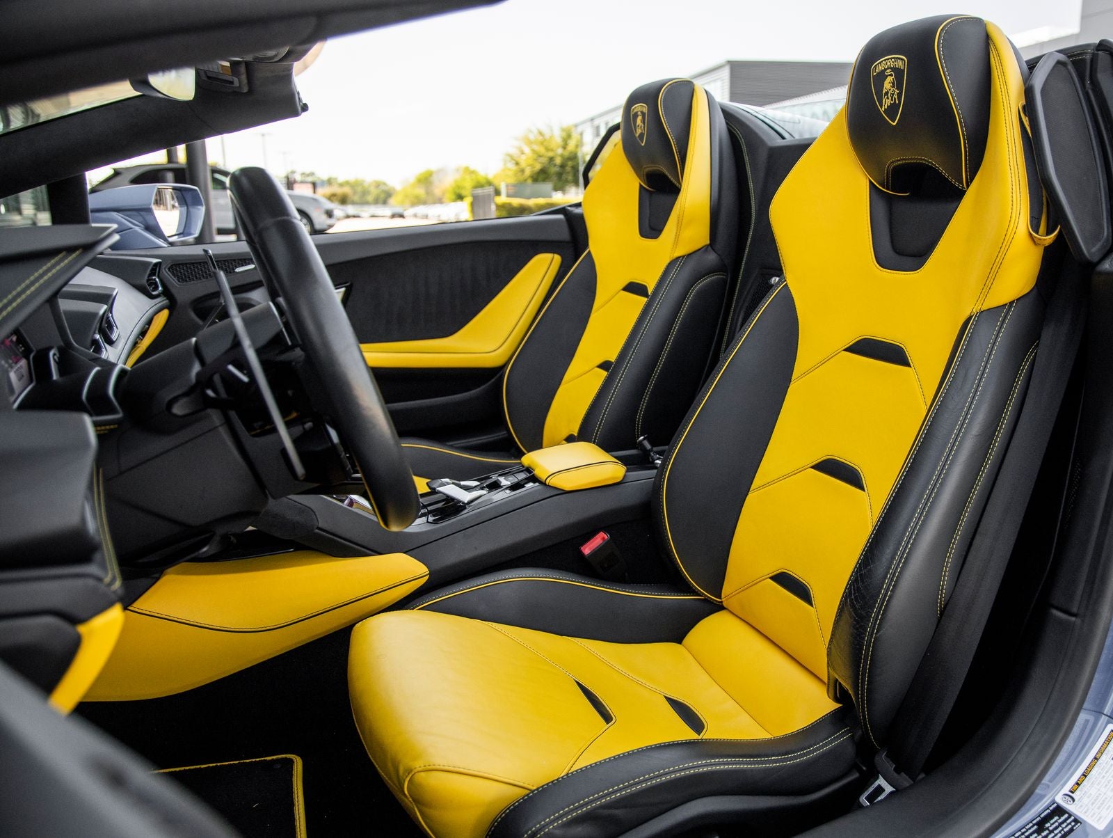 2020 Lamborghini Huracan EVO Base