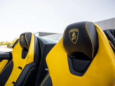 2020 Lamborghini Huracan EVO Base