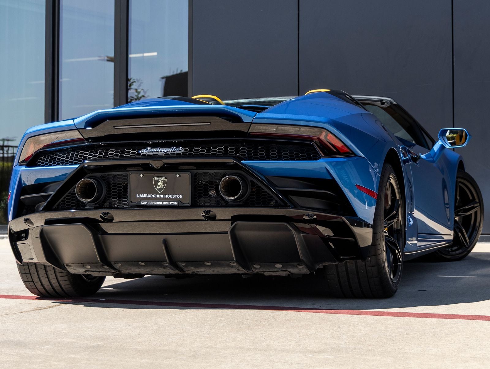 2020 Lamborghini Huracan EVO Base