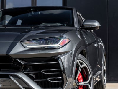 2019 Lamborghini Urus Base