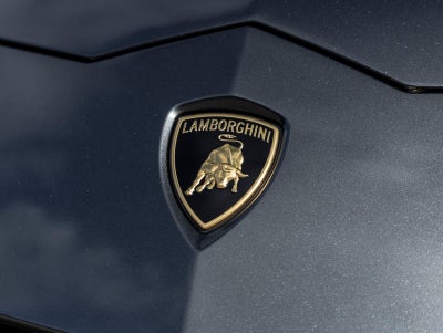 2019 Lamborghini Urus Base