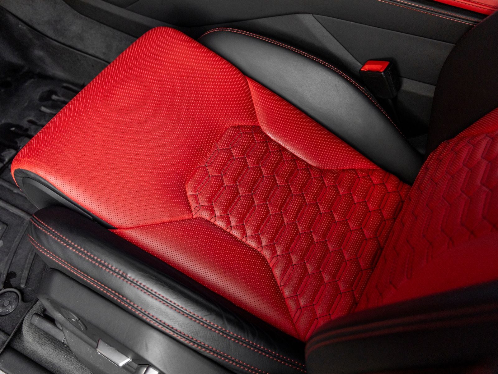 2019 Lamborghini Urus Base