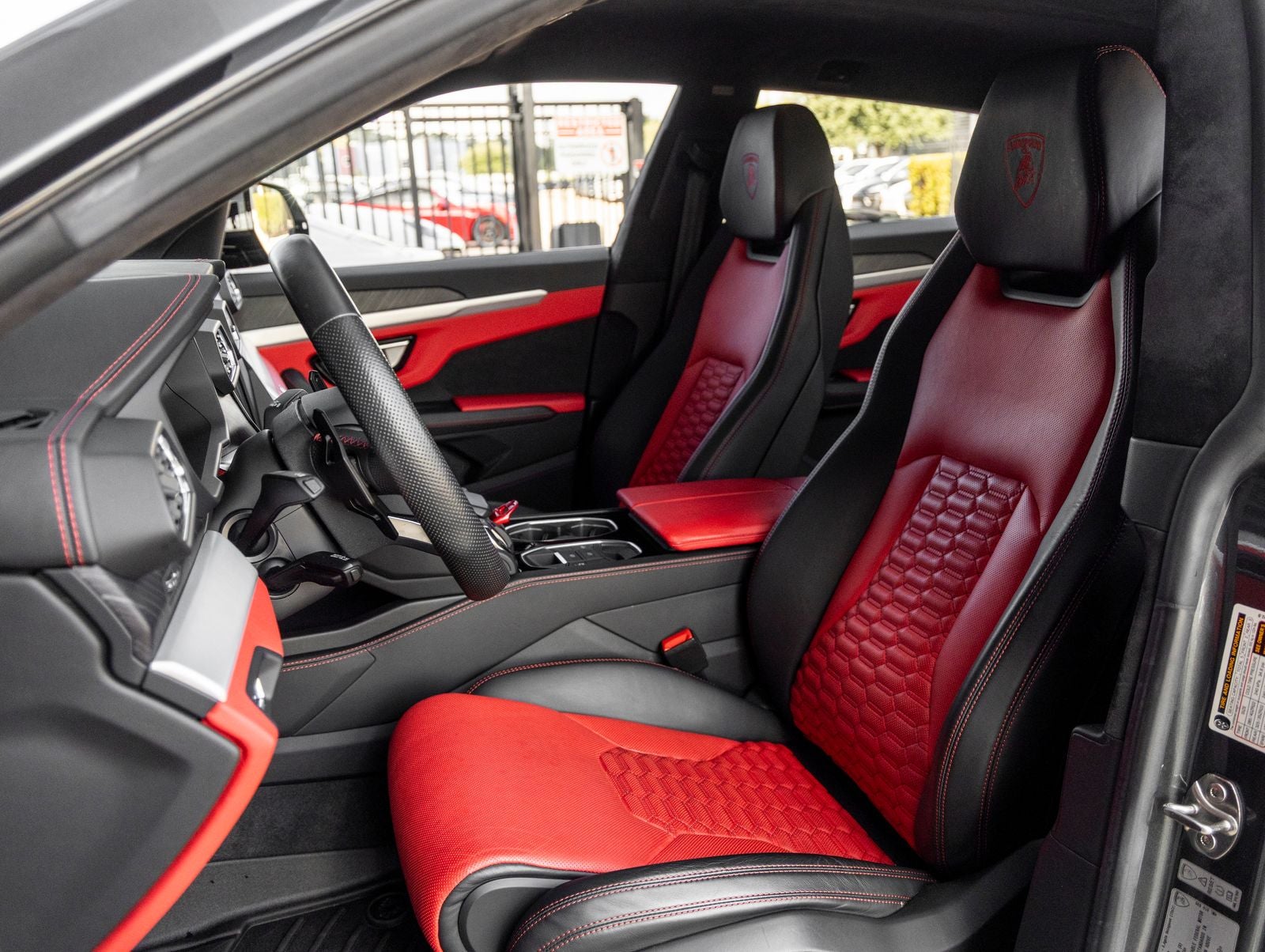 2019 Lamborghini Urus Base