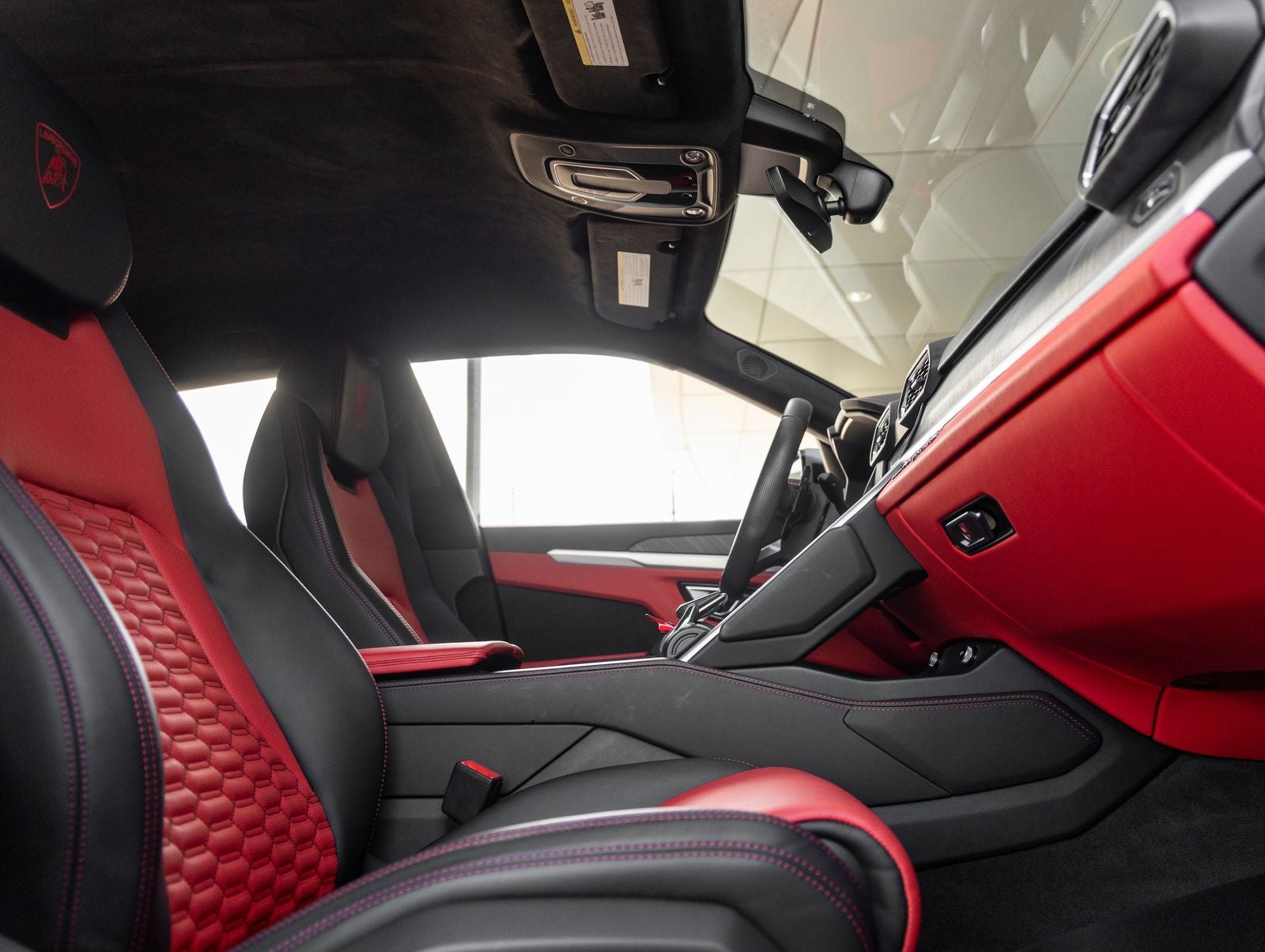 2019 Lamborghini Urus Base