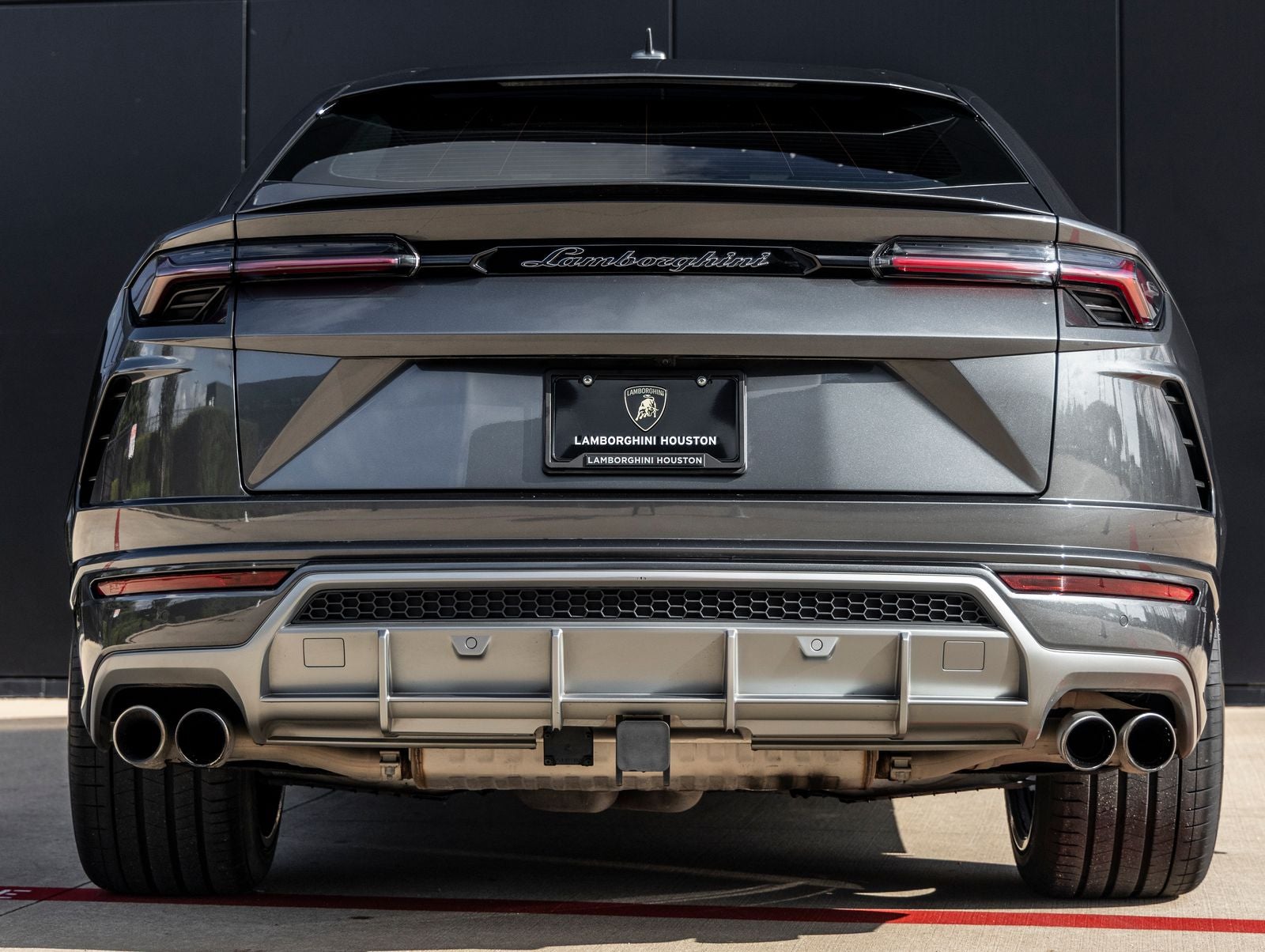 2019 Lamborghini Urus Base