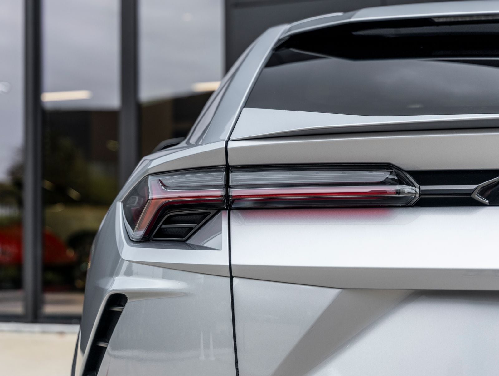 2020 Lamborghini Urus Base