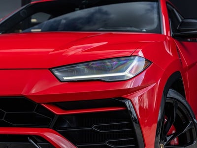 2022 Lamborghini Urus Base