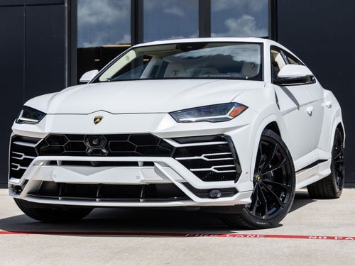 2022 Lamborghini Urus Base