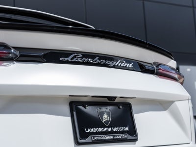 2022 Lamborghini Urus Base