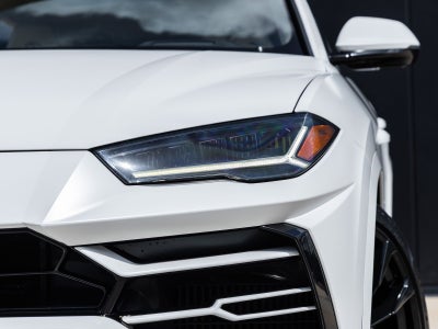 2022 Lamborghini Urus Base