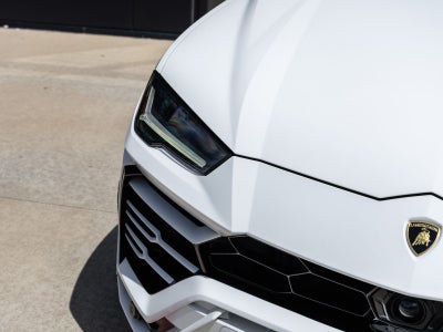 2022 Lamborghini Urus Base