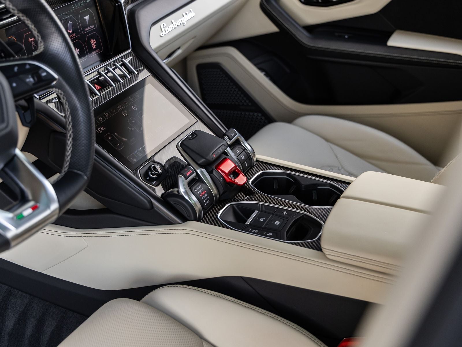 2022 Lamborghini Urus Base