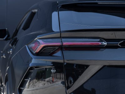 2022 Lamborghini Urus Base