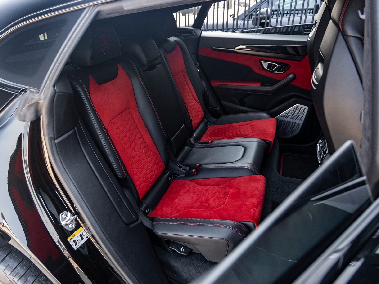 2022 Lamborghini Urus Base