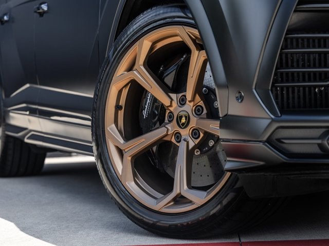 2021 Lamborghini Urus Base