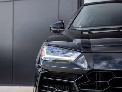 2022 Lamborghini Urus Base