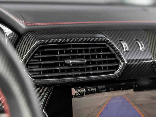 2022 Lamborghini Urus Base