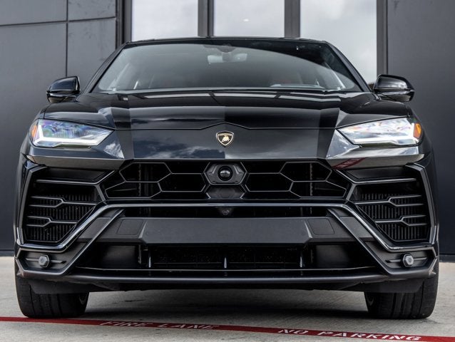 2022 Lamborghini Urus Base