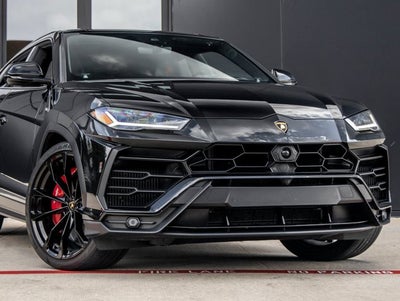 2022 Lamborghini Urus Base