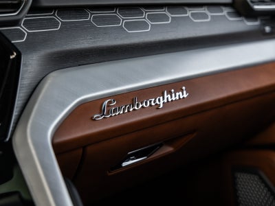 2021 Lamborghini Urus Base