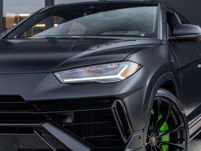2023 Lamborghini Urus S