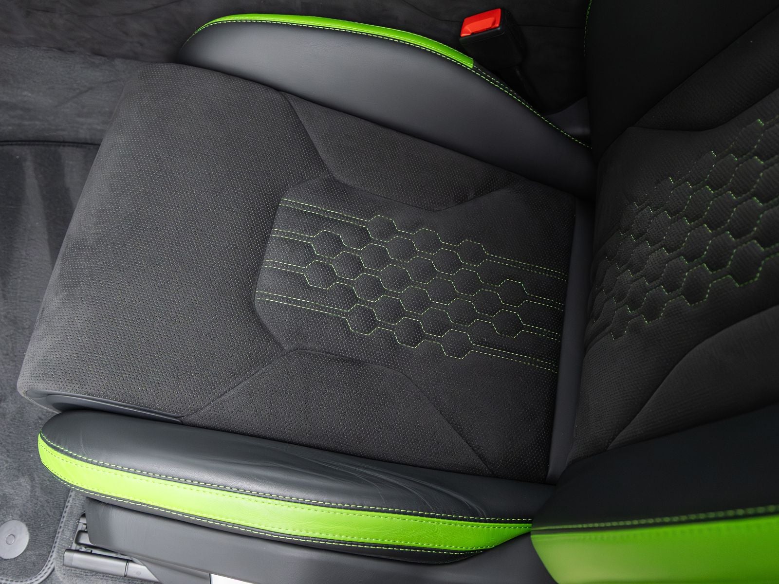 2023 Lamborghini Urus S