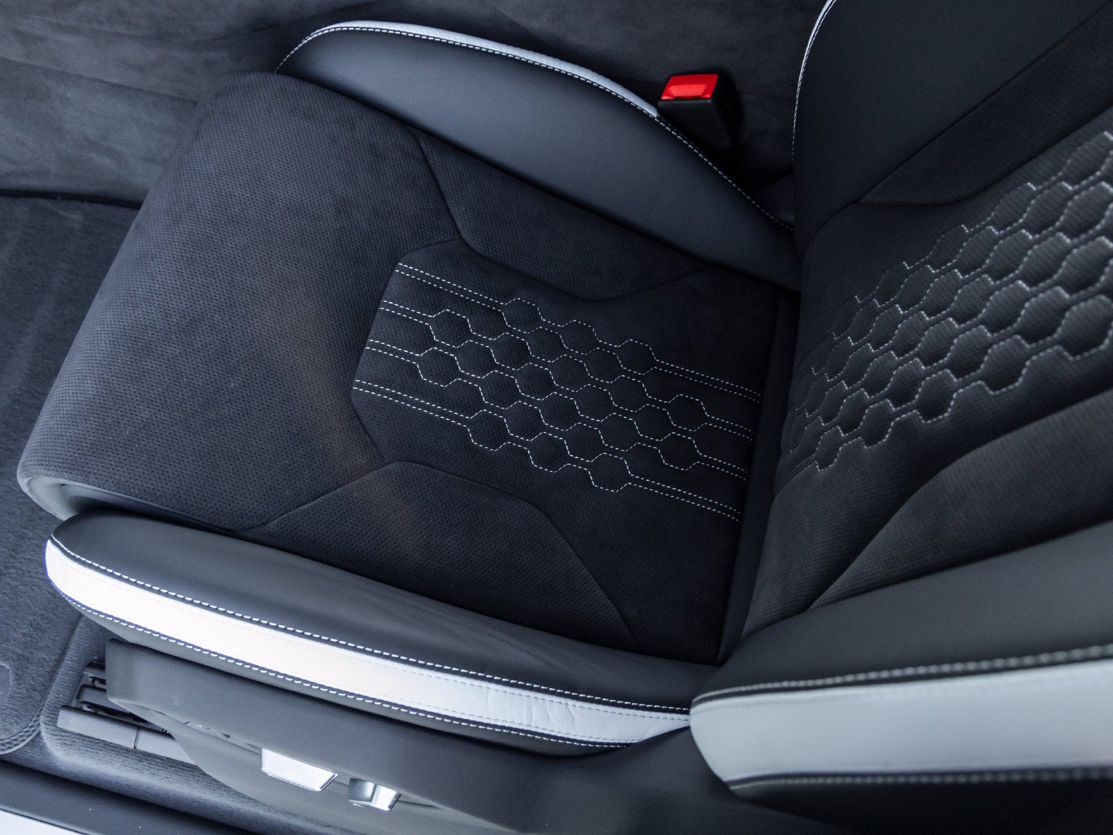 2024 Lamborghini Urus S