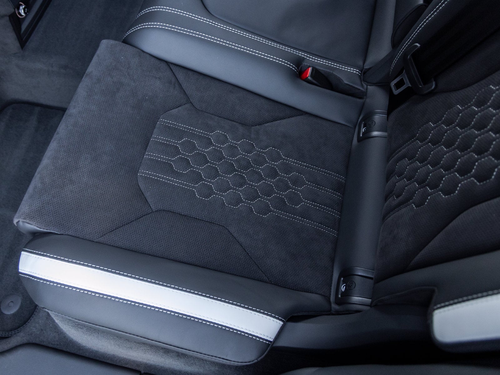2024 Lamborghini Urus S