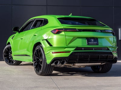 2024 Lamborghini Urus S