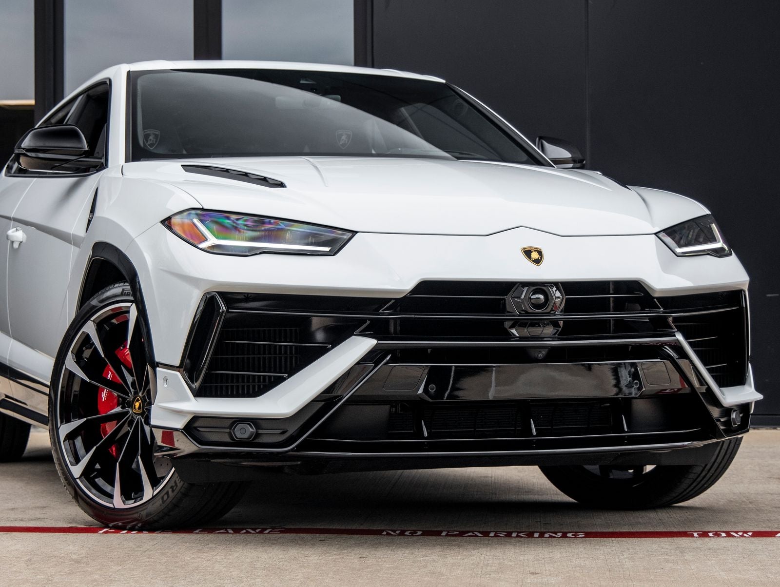 2024 Lamborghini Urus S