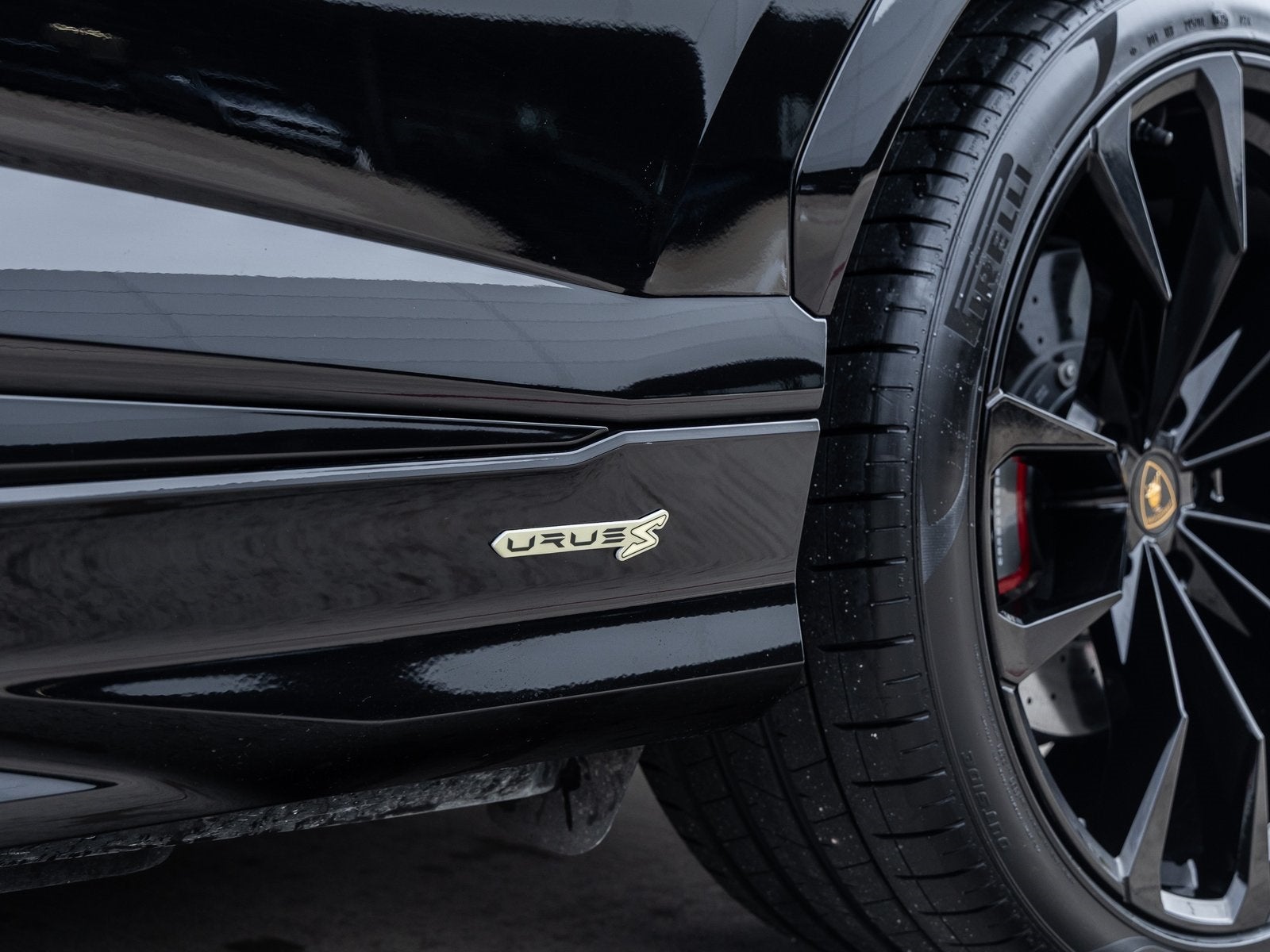 2024 Lamborghini Urus S