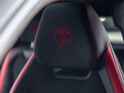 2024 Lamborghini Urus S