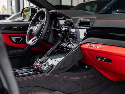 2024 Lamborghini Urus S